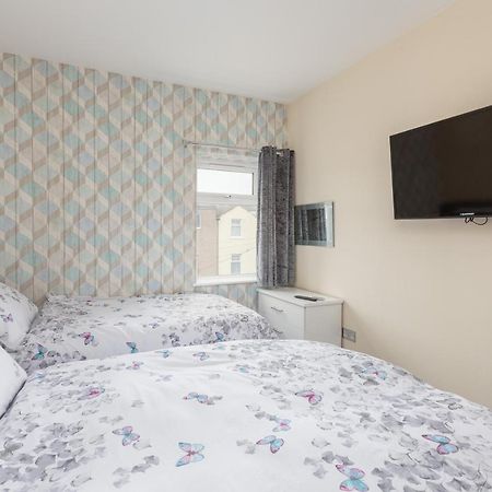 Eden - Family Apartment, Wifi & Parking Blackpool Exteriör bild
