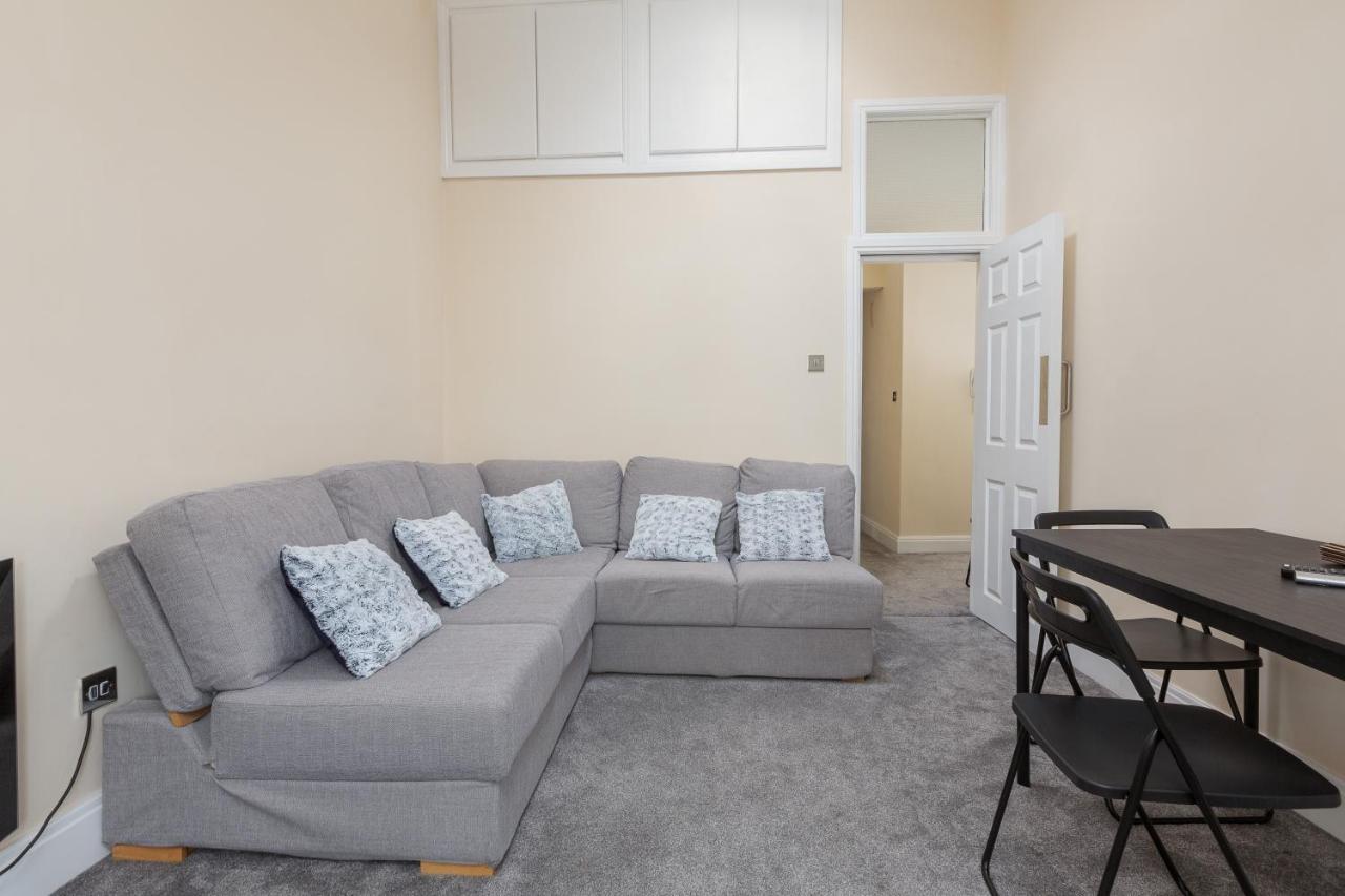 Eden - Family Apartment, Wifi & Parking Blackpool Exteriör bild
